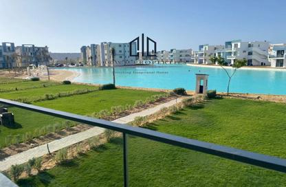 Chalet - 3 Bedrooms - 2 Bathrooms for rent in Fouka Bay - Ras Al Hekma - North Coast