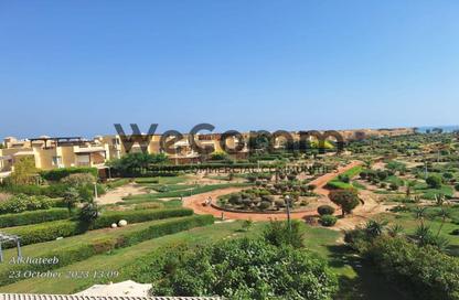 Chalet - 3 Bedrooms - 2 Bathrooms for rent in Al Ein Bay - Al Ain Al Sokhna - Suez
