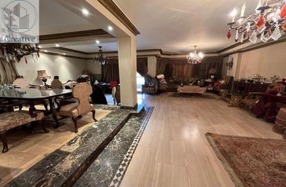 Apartment - 3 Bedrooms - 3 Bathrooms for sale in Al Merghany St. - Ard El Golf - Heliopolis - Masr El Gedida - Cairo
