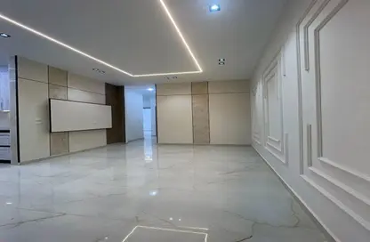 Apartment - 3 Bedrooms - 3 Bathrooms for sale in Via - Sheikh Zayed Compounds - Sheikh Zayed City - Giza