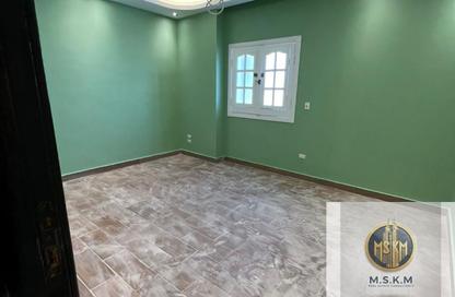 Apartment - 3 Bedrooms - 2 Bathrooms for sale in Al Gezira St. - South Investors Area - New Cairo City - Cairo
