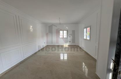 Apartment - 4 Bedrooms - 3 Bathrooms for rent in Street 10 - 1st Neighborhood - 8th District - Shorouk City - Cairo