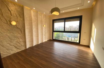 Villa - 5 - 6 for sale in Azzar - 5th Settlement Compounds - The 5th Settlement - New Cairo City - Cairo