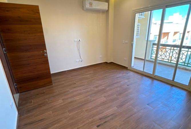 100636163 - Property Image 2
