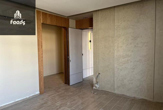 62408759 - Property Image 2