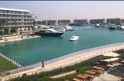 شاليه - 2 - 2 للبيع في مراسي - سيدي عبد الرحمن - الساحل الشمالي