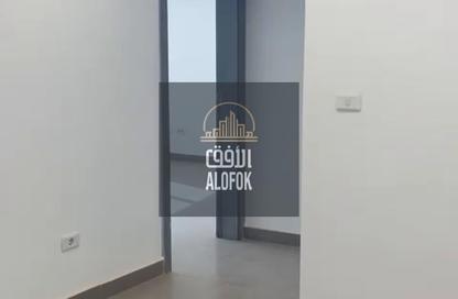 Office Space - 2 Bedrooms - 1 Bathroom for rent in Golden Tower 1 - MU-23 - New Capital City - Cairo