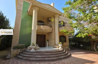 Villa - 6 Bedrooms - 7 Bathrooms for sale in 1st Neighborhood - 1st District East - Shorouk City - Cairo