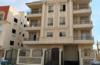 Apartment - 3 Bedrooms - 2 Bathrooms for sale in New Narges - New Cairo City - Cairo