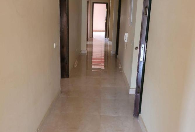 8701661 - Property Image 3