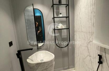 Villa - 6 - 6 for sale in Grova East Hills - New Cairo City - Cairo