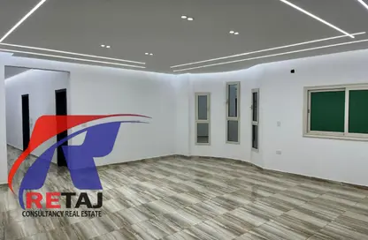 شقة - 3 غرف نوم - 2 حمامات للايجار في وسط القاهرة الجديدة - شارع التسعين الشمالي - التجمع الخامس - مدينة القاهرة الجديدة - القاهرة