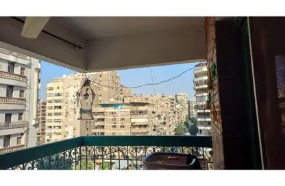 شقة - 3 غرف نوم - 2 حمامات للبيع في شارع علي الجندي - المنطقة السادسة - مدينة نصر - القاهرة شقة - 3 غرف نوم - 2 حمامات للبيع في شارع علي الجندي - المنطقة السادسة - مدينة نصر - القاهرة