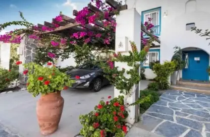 Townhouse - 3 Bedrooms - 3 Bathrooms for sale in Mountain View - Ras Al Hekma - North Coast