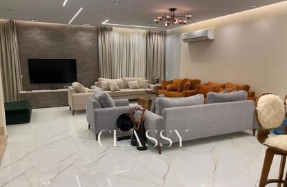 منزل مزدوج - 4 غرف نوم - 4 حمامات للبيع في جرين 4 - كمبوندات 6 أكتوبر - مدينة 6 أكتوبر - الجيزة