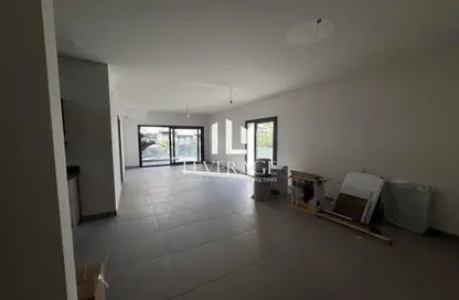 شقة - 2 غرف نوم - 2 حمامات للايجار في كمبوند البروج - كمبوندات الشروق - مدينة الشروق - القاهرة