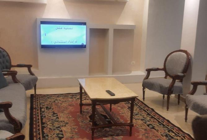 شقة مفروشة قرب تيفولي واوسكار بسعر لقطة