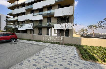 شقة - 3 غرف نوم - 3 حمامات للايجار في كمبوند البروج - كمبوندات الشروق - مدينة الشروق - القاهرة