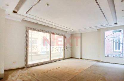 Apartment - 3 Bedrooms - 3 Bathrooms for sale in Zezenia - Hay Sharq - Alexandria