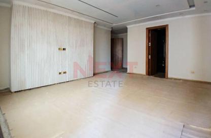 Apartment - 3 Bedrooms - 3 Bathrooms for sale in Zezenia - Hay Sharq - Alexandria