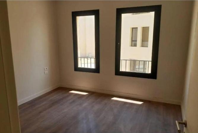 8582760 - Property Image 3