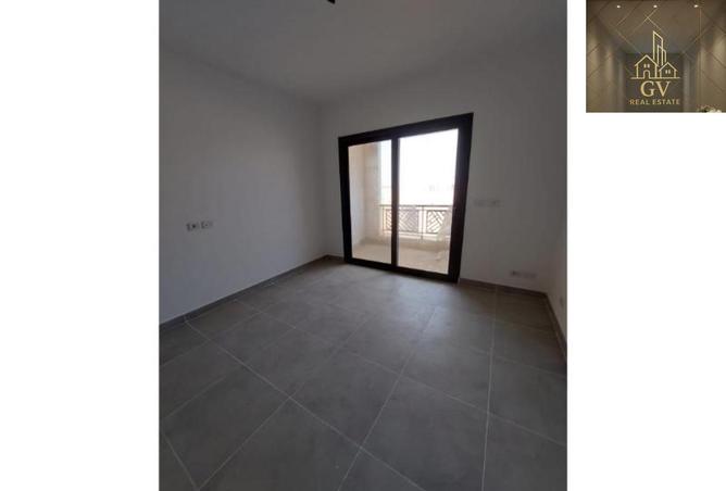 8642413 - Property Image 2