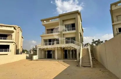 فيلا - 8 غرف نوم - 4 حمامات للبيع في كايرو فيستيفال سيتى - المستثمرين الشمالية - مدينة القاهرة الجديدة - القاهرة