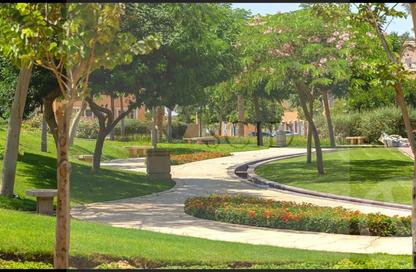 Apartment - 2 - 2 for sale in Cluster 1 - Hyde Park - New Cairo City - Cairo