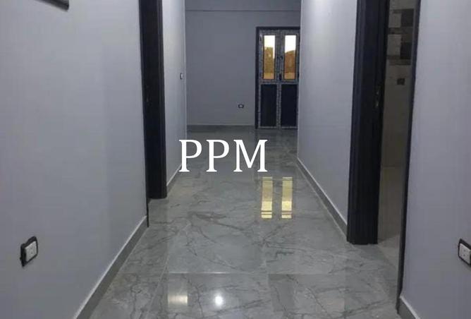 52449323 - صورة العقار 2