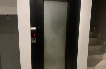 فيلا - 3 غرف نوم - 3 حمامات للبيع في باتيو الزهراء - كمبوندات الشيخ زايد - الشيخ زايد - الجيزة