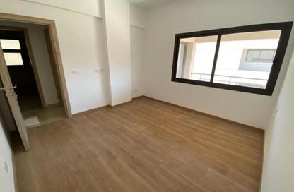Apartment - 3 Bedrooms - 3 Bathrooms for sale in Westown - Sheikh Zayed Compounds - Sheikh Zayed City - Giza