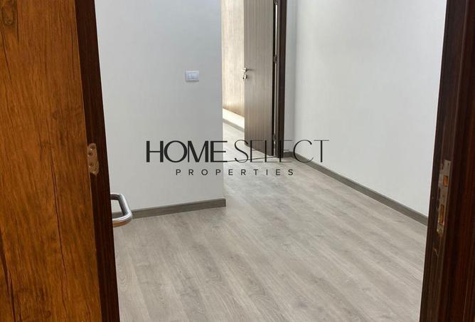 8696837 - Property Image 2