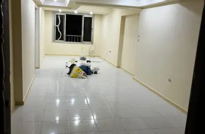 شقة - 2 غرف نوم - 1 حمام للايجار في شارع الشيخ محمد النادي - المنطقة السادسة - مدينة نصر - القاهرة