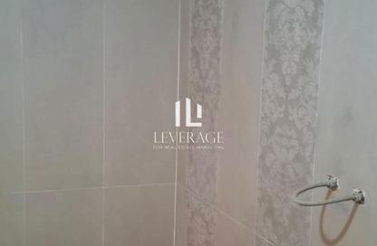 Apartment - 4 Bedrooms - 4 Bathrooms for sale in Al Narges - New Cairo City - Cairo