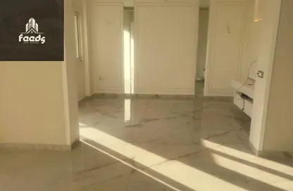 Apartment - 3 Bedrooms - 2 Bathrooms for sale in Mountain View iCity - 5th Settlement Compounds - The 5th Settlement - New Cairo City - Cairo