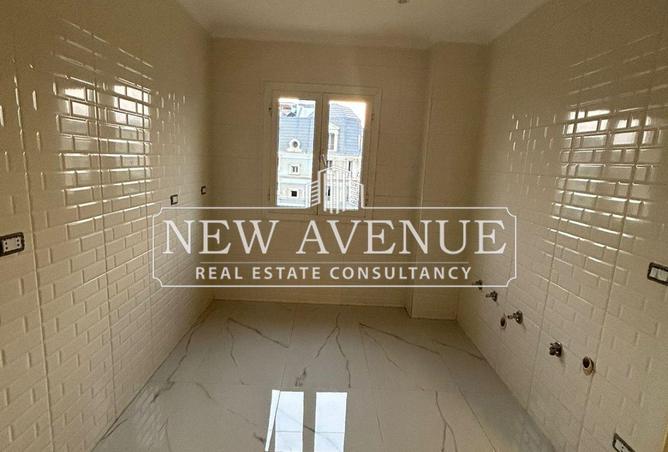 70092312 - Property Image 3