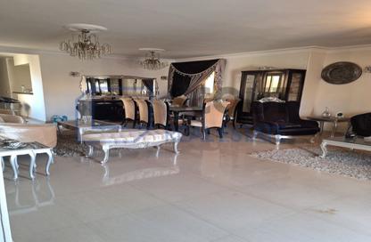 Roof - 3 Bedrooms - 2 Bathrooms for sale in El Banafseg Apartment Buildings - El Banafseg - New Cairo City - Cairo