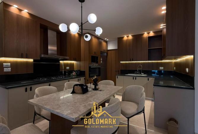 94371100 - Property Image 2
