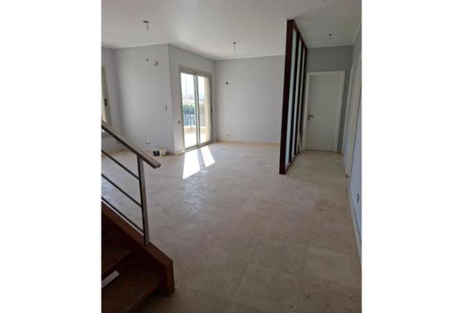 8609321 - Property Image 2