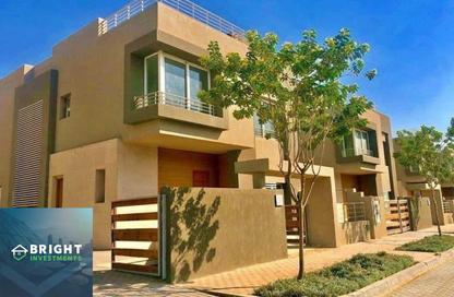 Villa - 3 Bedrooms - 3 Bathrooms for sale in Palm Hills New Cairo - 5th Settlement Compounds - The 5th Settlement - New Cairo City - Cairo