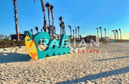 Chalet - 2 Bedrooms - 2 Bathrooms for sale in Cali Coast - Ras Al Hekma - North Coast