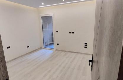 Apartment - 3 Bedrooms - 2 Bathrooms for sale in Regents Park - Al Andalus District - New Cairo City - Cairo