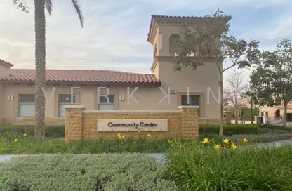 فيلا - 5 غرف نوم - 5 حمامات للبيع في ألبا سبينديا - اب تاون كايرو - المقطم - القاهرة