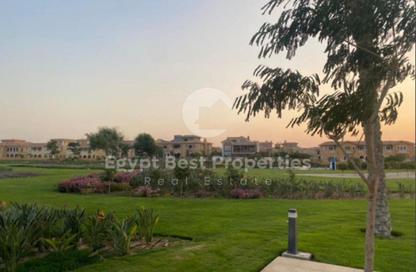 فيلا - 4 غرف نوم - 4 حمامات للبيع في هايد بارك سنترال - التجمع السادس - مدينة القاهرة الجديدة - القاهرة