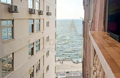Apartment - 3 Bedrooms - 2 Bathrooms for sale in Al Geish Road - Cleopatra - Hay Sharq - Alexandria Apartment - 3 Bedrooms - 2 Bathrooms for sale in Al Geish Road - Cleopatra - Hay Sharq - Alexandria