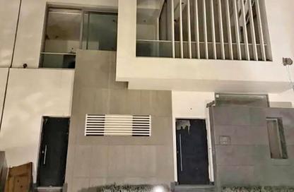 تاون هاوس - 5 - 5 للبيع في جولز - طريق مصر اسكندرية الصحراوي - مدينة 6 أكتوبر - الجيزة