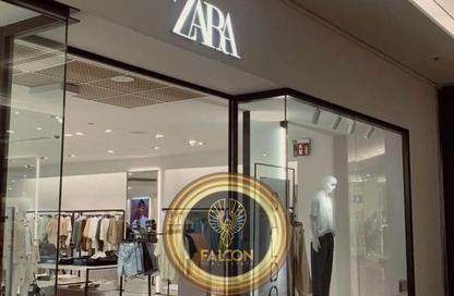 Retail - Studio - 2 Bathrooms for sale in Cornish El Nile St. - Maadi - Hay El Maadi - Cairo