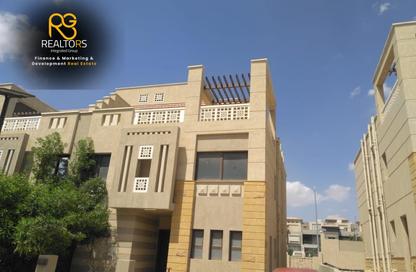 Townhouse - 5 Bedrooms - 5 Bathrooms for sale in Green IV - 6 October Compounds - 6 October City - Giza