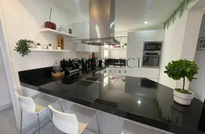 Penthouse - 3 Bedrooms - 4 Bathrooms for sale in Westown - Sheikh Zayed Compounds - Sheikh Zayed City - Giza