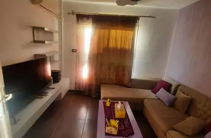 Apartment - 3 Bedrooms - 2 Bathrooms for rent in Degla Palms - Al Wahat Road - 6 October City - Giza